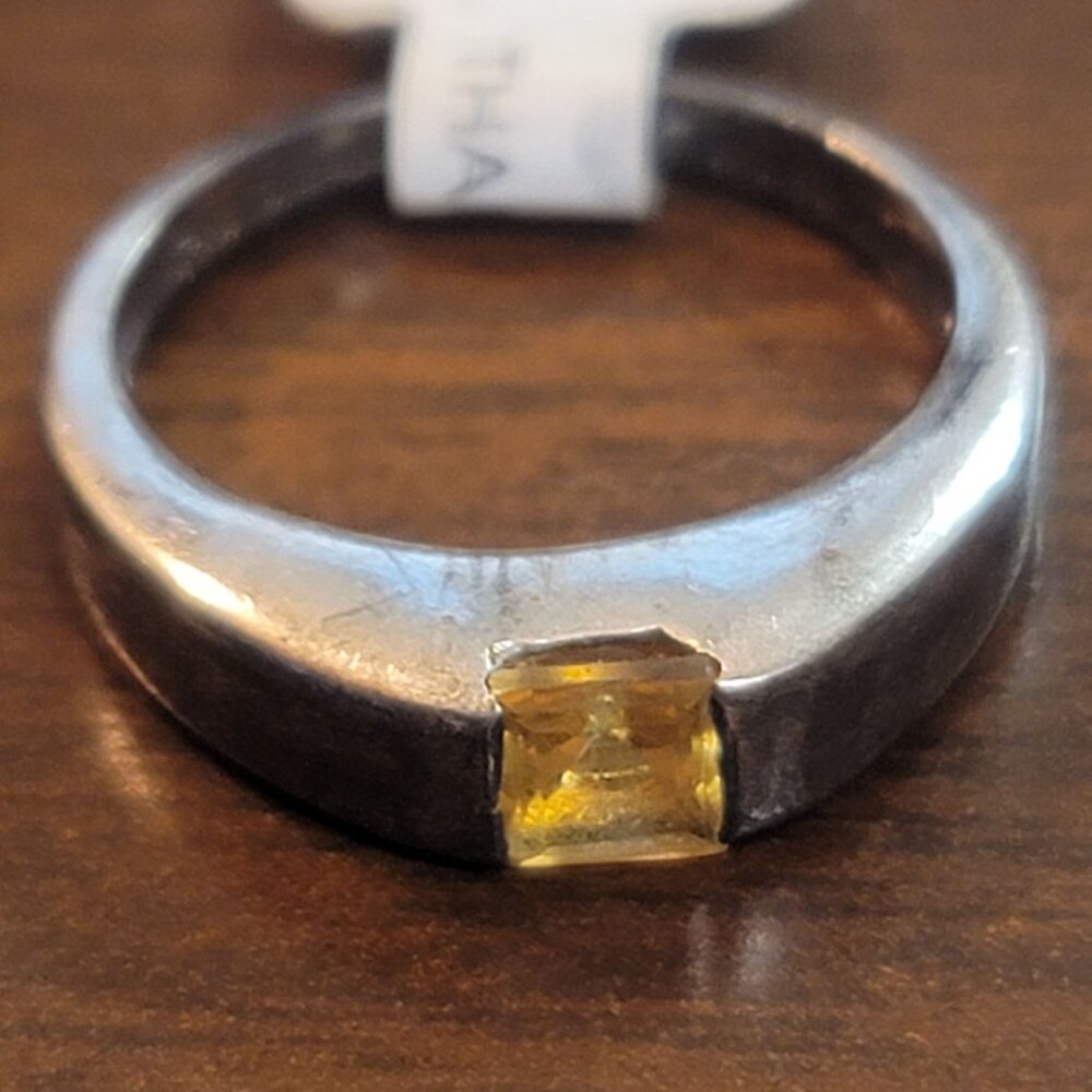 Vintage Sterling Silver Ring Citrine Gemstone Size 6 Elegant Minimalist Design